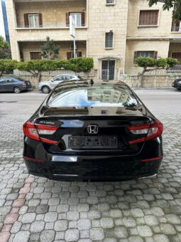 Honda Accord Touring 2019 full