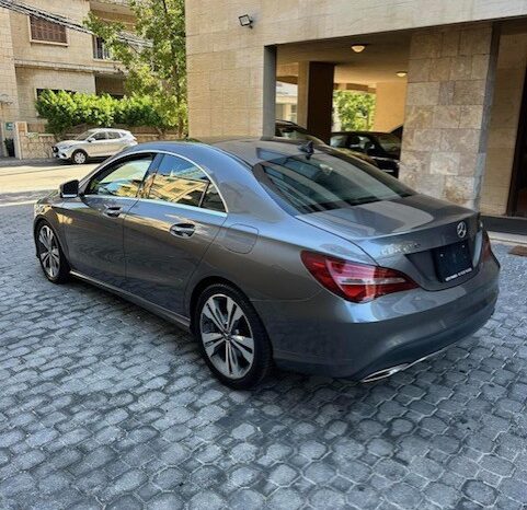 MERCEDES CLA250 4MATIC 2018 GRAY ON BLACK full