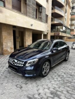 MERCEDES GLA180 SPORT EDITION 2018 DARK BLUE ON BLACK full