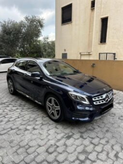 MERCEDES GLA180 SPORT EDITION 2018 DARK BLUE ON BLACK full