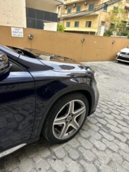 MERCEDES GLA180 SPORT EDITION 2018 DARK BLUE ON BLACK full