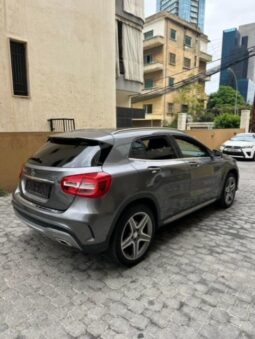 MERCEDES GLA250 AMG-LINE 4MATIC 2017 GRAY ON BLACK full