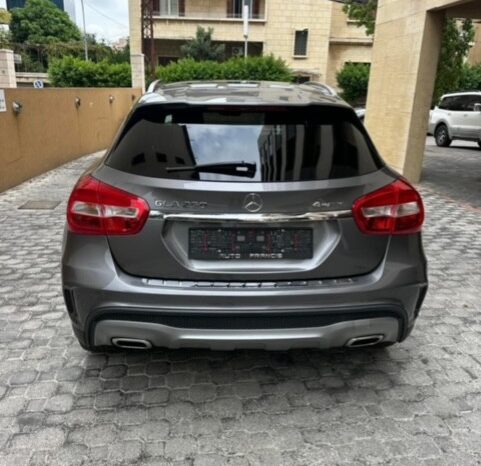 MERCEDES GLA250 AMG-LINE 4MATIC 2017 GRAY ON BLACK full