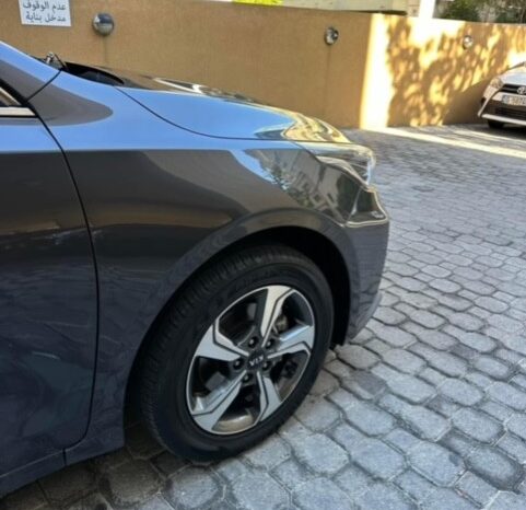 KIA CERATO 2019 GRAY ON BLACK full