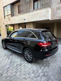 MERCEDES GLC300 4MATIC 2017 BLACK ON BLACK full