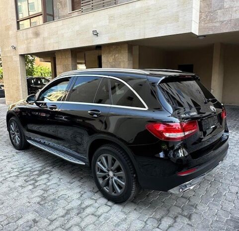 MERCEDES GLC300 4MATIC 2017 BLACK ON BLACK full