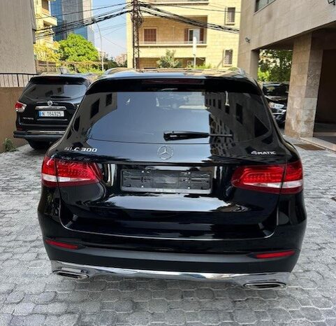 MERCEDES GLC300 4MATIC 2017 BLACK ON BLACK full