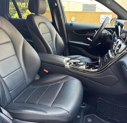 MERCEDES GLC300 4MATIC 2017 BLACK ON BLACK full