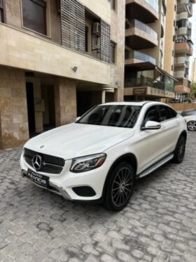 MERCEDES GLC300 COUPE 4MATIC 2017 WHITE ON BLACK