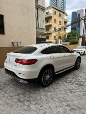 MERCEDES GLC300 COUPE 4MATIC 2017 WHITE ON BLACK