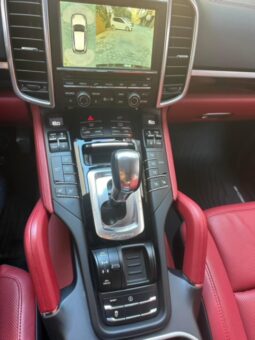 PORSCHE CAYENNE 2016 BLACK ON RED full