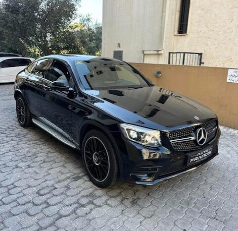 MERCEDES GLC 43 AMG COUPE 4MATIC 2018 BLACK ON BLACK full