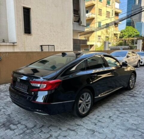 HONDA ACCORD 2018 BLACK ON BLACK full