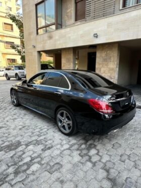 MERCEDES C300 AMG-LINE 4MATIC 2016 BLACK ON TAN