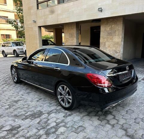 MERCEDES C300 2017 BLACK ON BLACK full