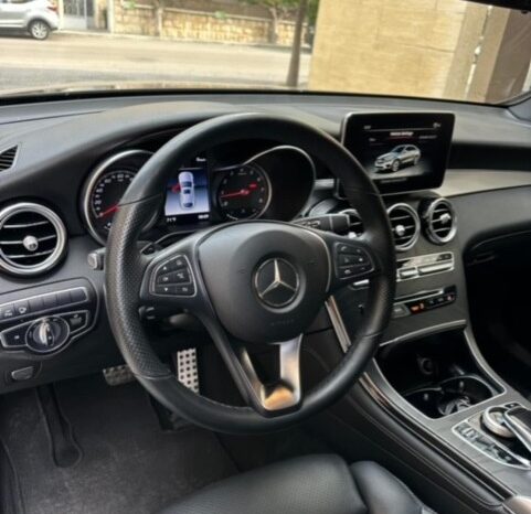 MERCEDES GLC300 COUPE AMG-LINE 4MATIC 2019 BLACK ON BLACK full