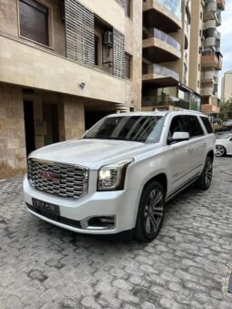 GMC YUKON DENALI 2018 WHITE ON GRAY