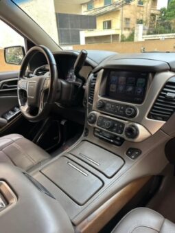 GMC YUKON DENALI 2018 WHITE ON GRAY full