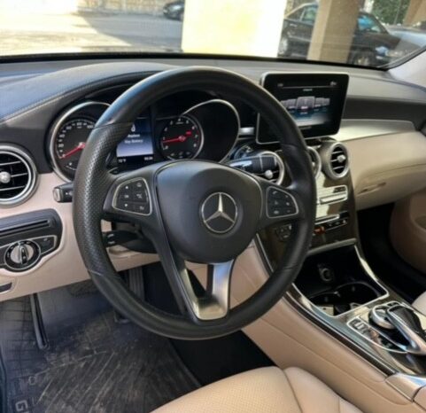 MERCEDES GLC300 AMG-LINE 4MATIC 2016 BLACK ON TAN full