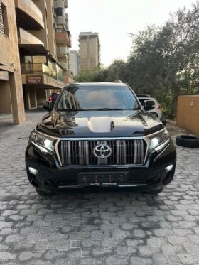 TOYOTA PRADO VX 2018 BLACK ON BLACK