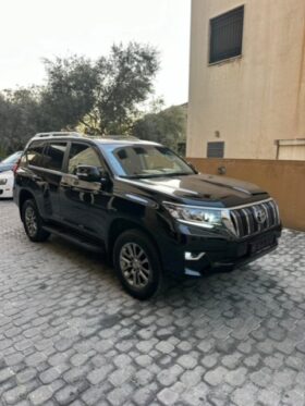 TOYOTA PRADO VX 2018 BLACK ON BLACK