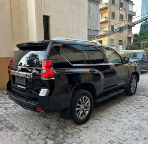 TOYOTA PRADO VX 2018 BLACK ON BLACK full