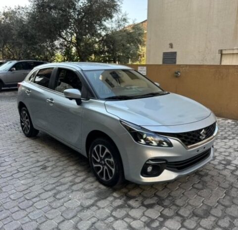 SUZUKI BALENO GLX 2025 (0KM) SILVER ON BLACK full