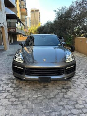 PORSCHE CAYENNE S 2019 GRAY ON BLACK