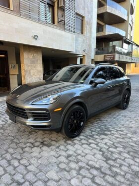 PORSCHE CAYENNE S 2019 GRAY ON BLACK