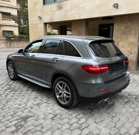 MERCEDES GLC300 AMG-LINE 4MATIC 2016 GRAY ON BLACK full