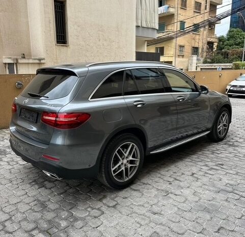 MERCEDES GLC300 AMG-LINE 4MATIC 2016 GRAY ON BLACK full