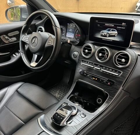 MERCEDES GLC300 AMG-LINE 4MATIC 2016 GRAY ON BLACK full