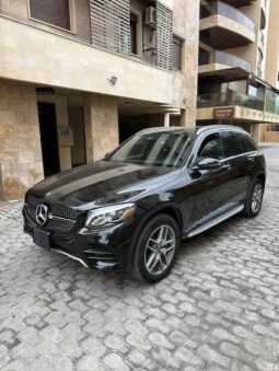 MERCEDES GLC300 AMG-LINE 4MATIC 2018 BLACK ON BLACK full