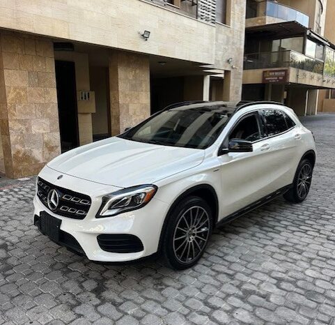 MERCEDES GLA250 EDITION 1 4MATIC 2018 WHITE ON BLACK full