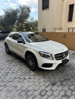 MERCEDES GLA250 EDITION 1 4MATIC 2018 WHITE ON BLACK full