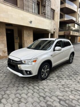 MITSUBISHI OUTLANDER ASX 4WD 2018 WHITE ON BLACK