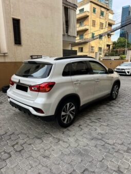 MITSUBISHI OUTLANDER ASX 4WD 2018 WHITE ON BLACK