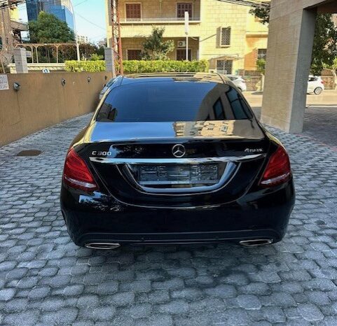 MERCEDES C300 AMG-LINE 4MATIC 2017 BLACK ON BLACK full