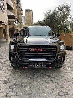 GMC YUKON AT4 2022 BLACK ON BLACK