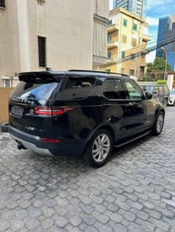 LAND ROVER DISCOVERY V6 HSE 2017 BLACK ON BLACK full