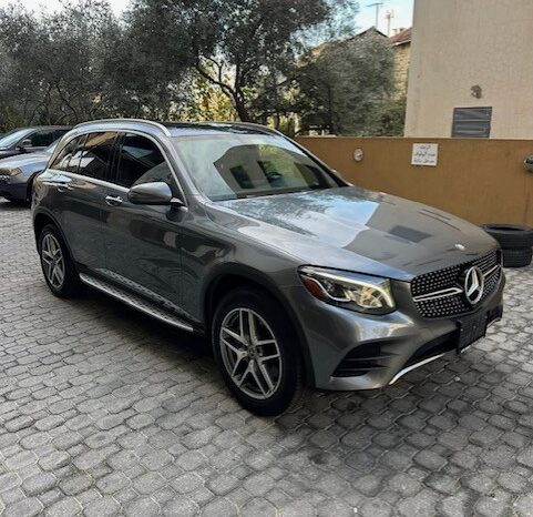 MERCEDES GLC300 AMG-LINE 4MATIC 2017 GRAY ON BLACK full