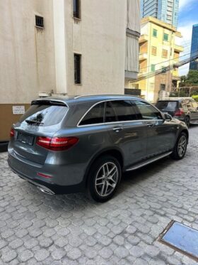 MERCEDES GLC300 AMG-LINE 4MATIC 2017 GRAY ON BLACK