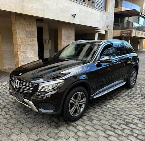 MERCEDES GLC300 4MATIC 2016 BLACK ON BLACK full