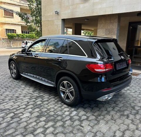 MERCEDES GLC300 4MATIC 2016 BLACK ON BLACK full