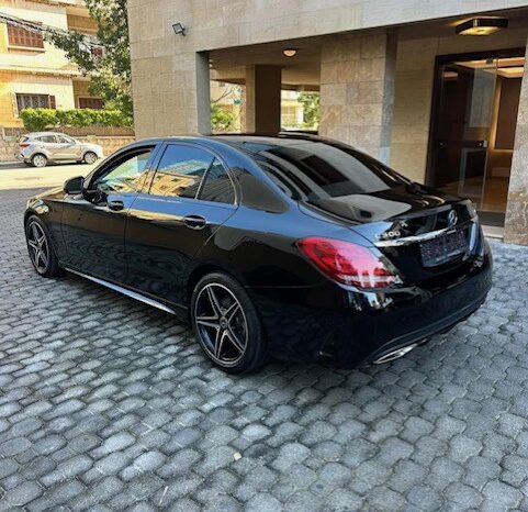 MERCEDES C300 AMG-LINE NIGHT PACKAGE 2017 BLACK ON BLACK full