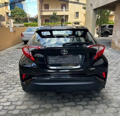 TOYOTA C-HR AWD 2017 BLACK ON BLACK full