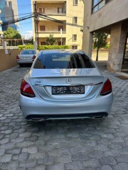 MERCEDES C300 AMG-LINE 2018 SILVER ON BLACK full