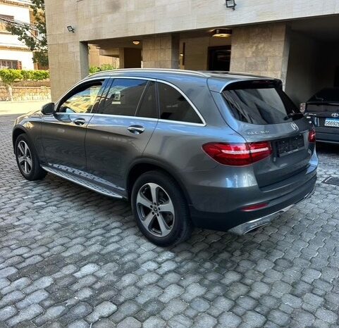 MERCEDES GLC300 4MATIC 2018 GRAY ON BLACK full