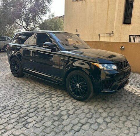 RANGE ROVER SPORT SVR 2017 BLACK ON BLACK full