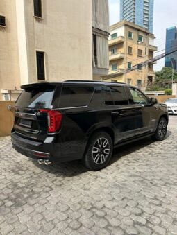 GMC YUKON AT4 6.2L 2022 BLACK ON BLACK full